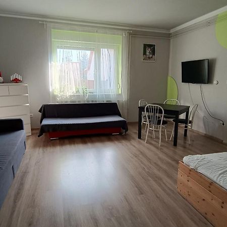 Ferienwohnung Regina Vendégház Miskolc Exterior foto