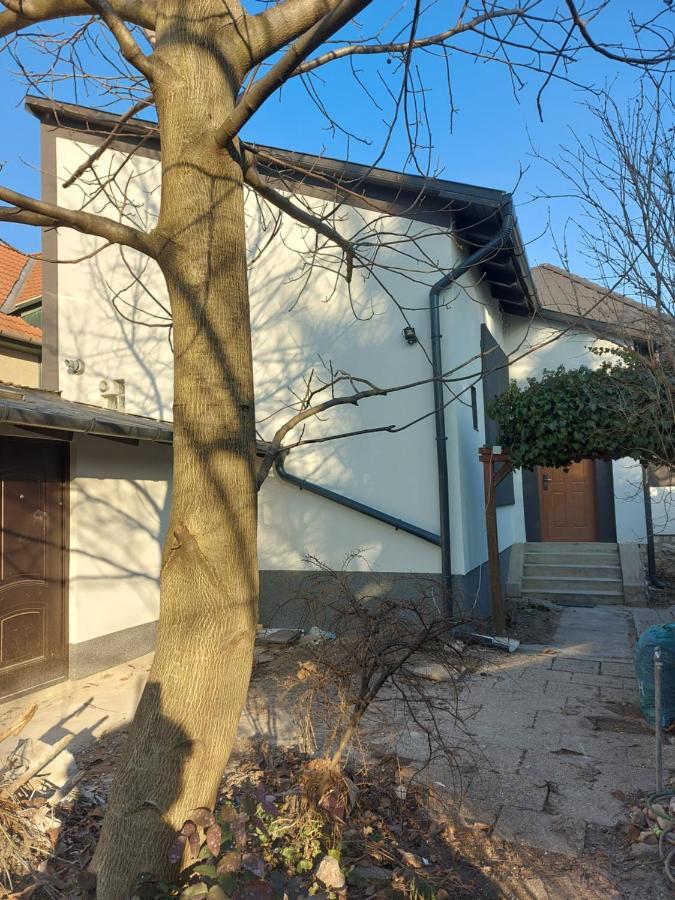 Ferienwohnung Regina Vendégház Miskolc Exterior foto