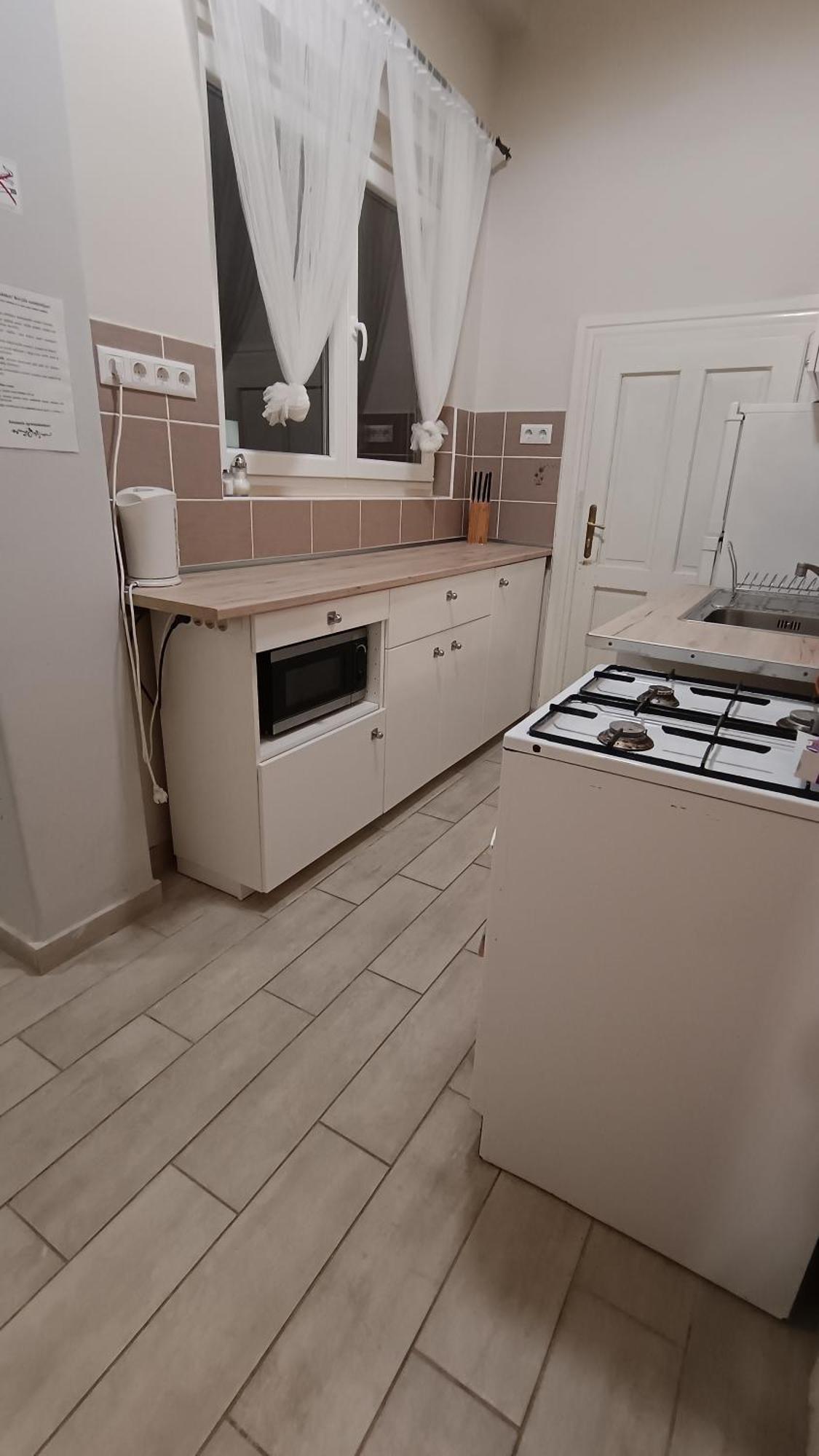 Ferienwohnung Regina Vendégház Miskolc Exterior foto